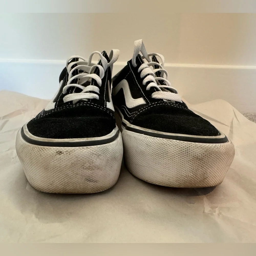 Vans Old Skool Canvas Platform Skater Sneakers in Black and White, Size 5 - Picture 5 of 10